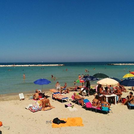 Apartamento Fra Sole E Stelle Bari Exterior foto