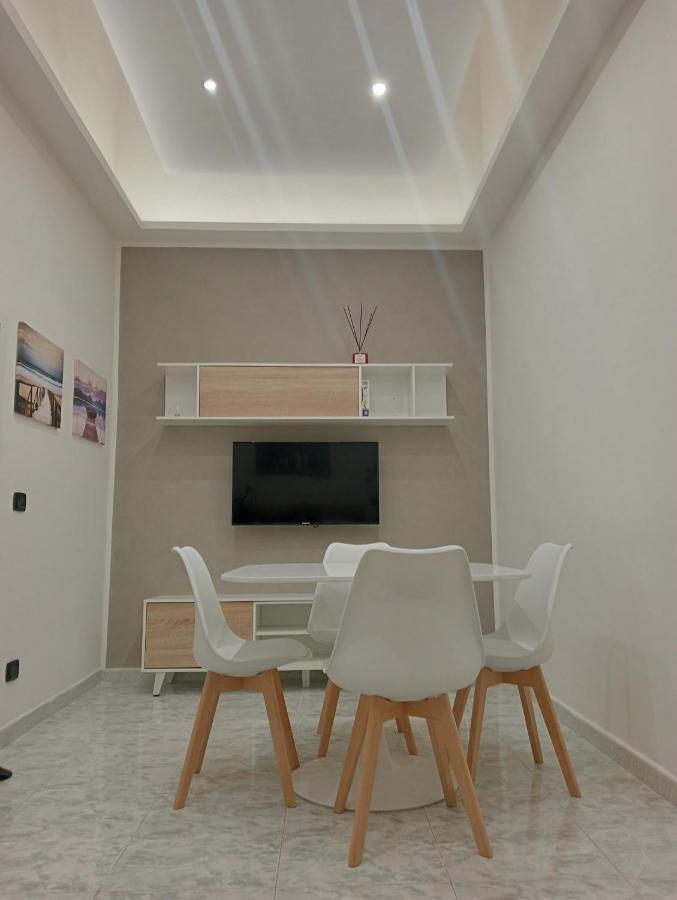 Apartamento Fra Sole E Stelle Bari Exterior foto