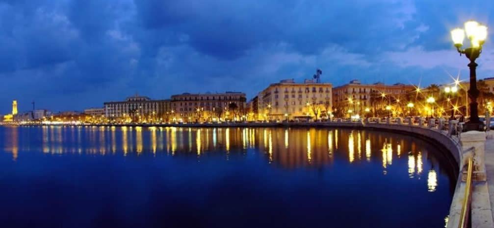 Apartamento Fra Sole E Stelle Bari Exterior foto