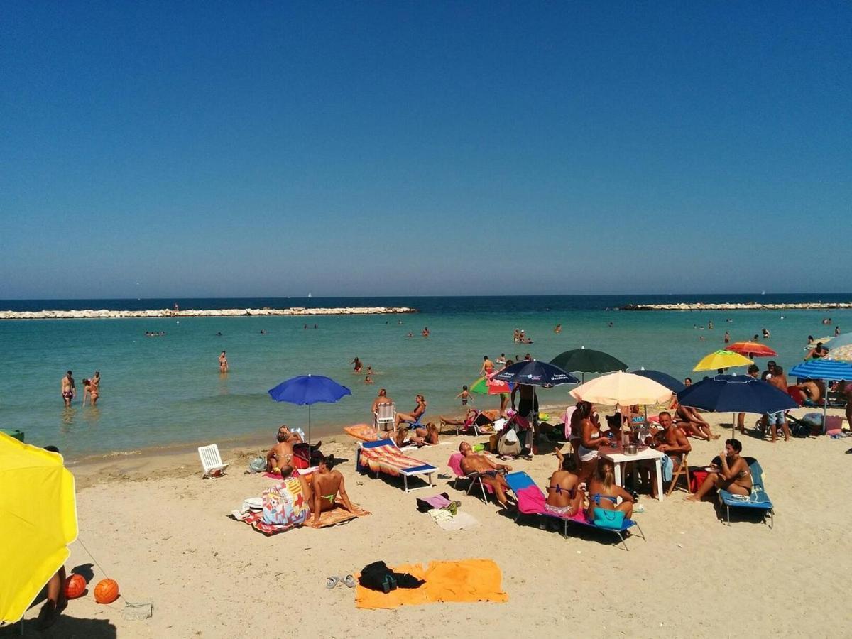Apartamento Fra Sole E Stelle Bari Exterior foto