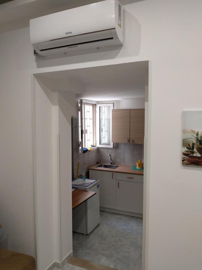 Apartamento Fra Sole E Stelle Bari Exterior foto